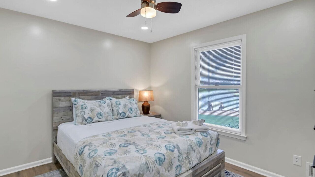 Photo of Bedroom in Lake Murray of Richland