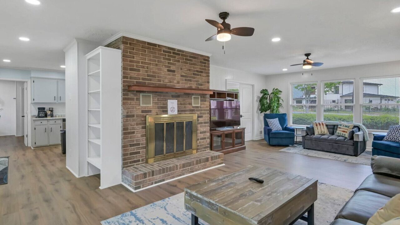 Photo of Livingroom in Lake Murray of Richland
