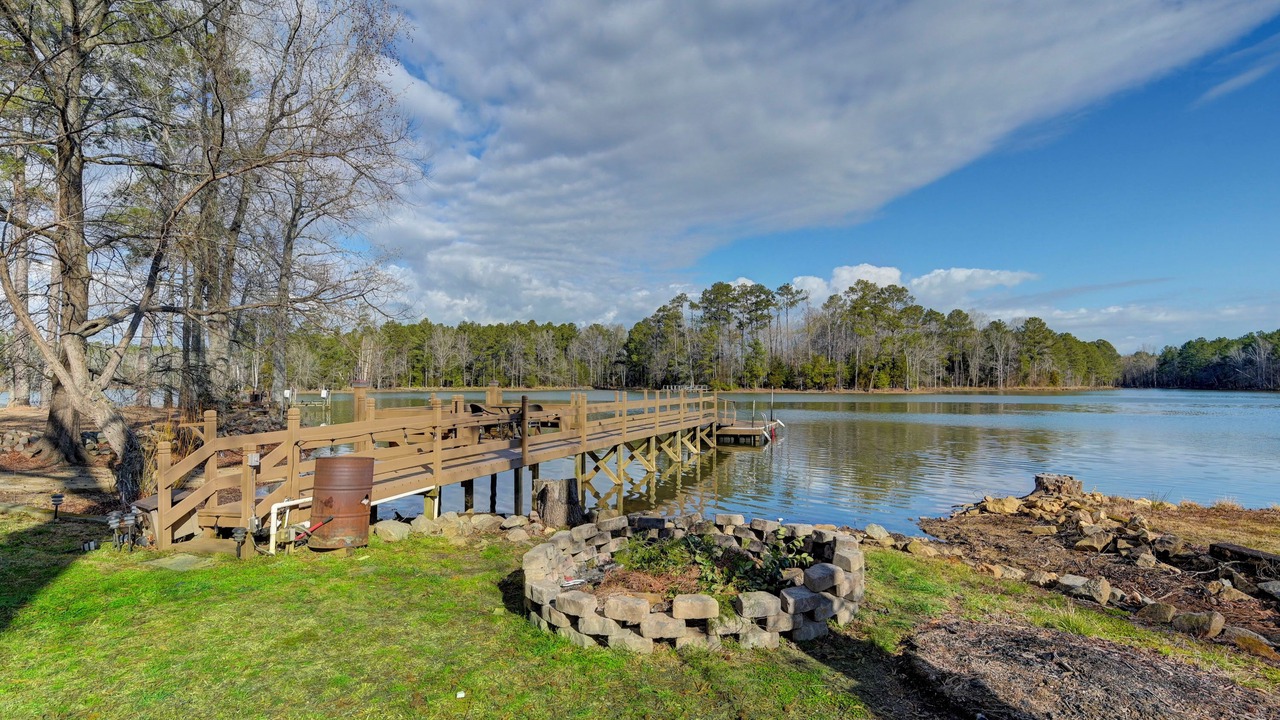 Photo of Others in Chapin