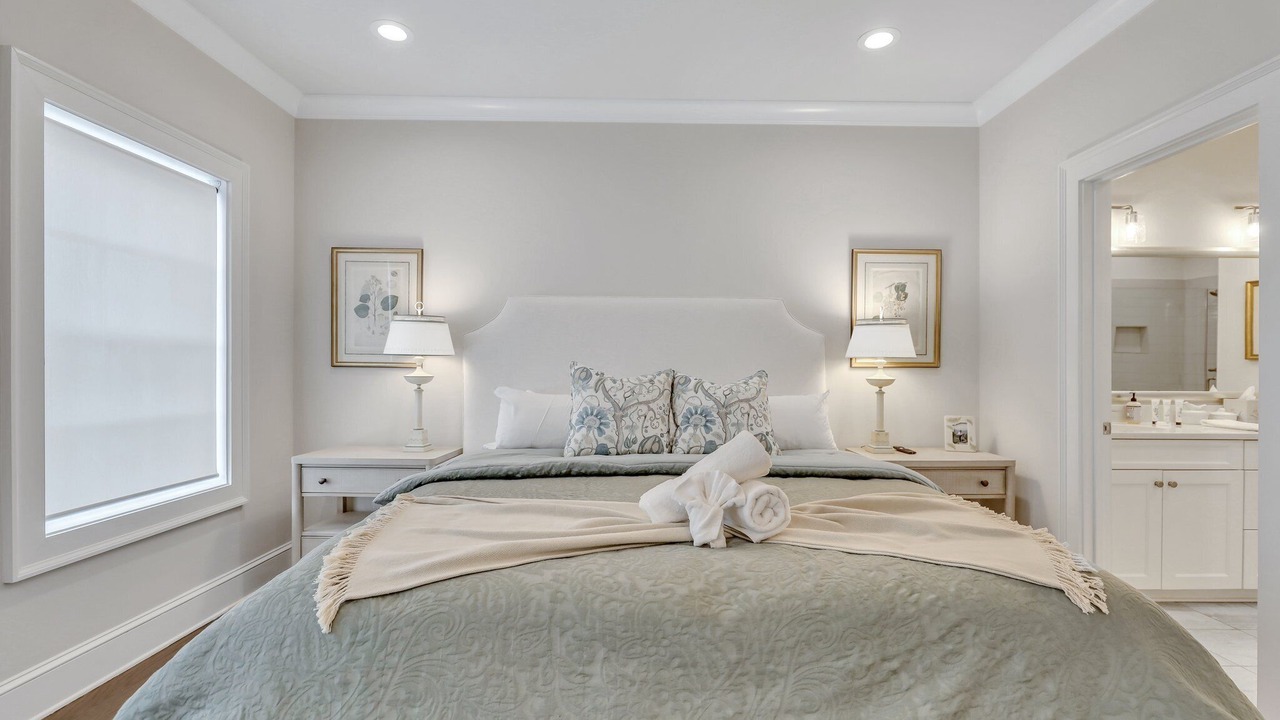 Photo of Bedroom in Hitch Village - Fred Wessels Homes