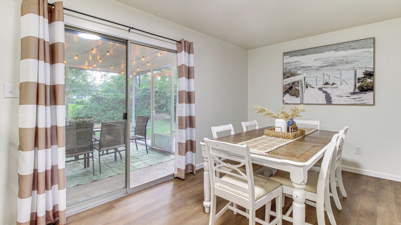 Photo of Livingroom in Garden City
