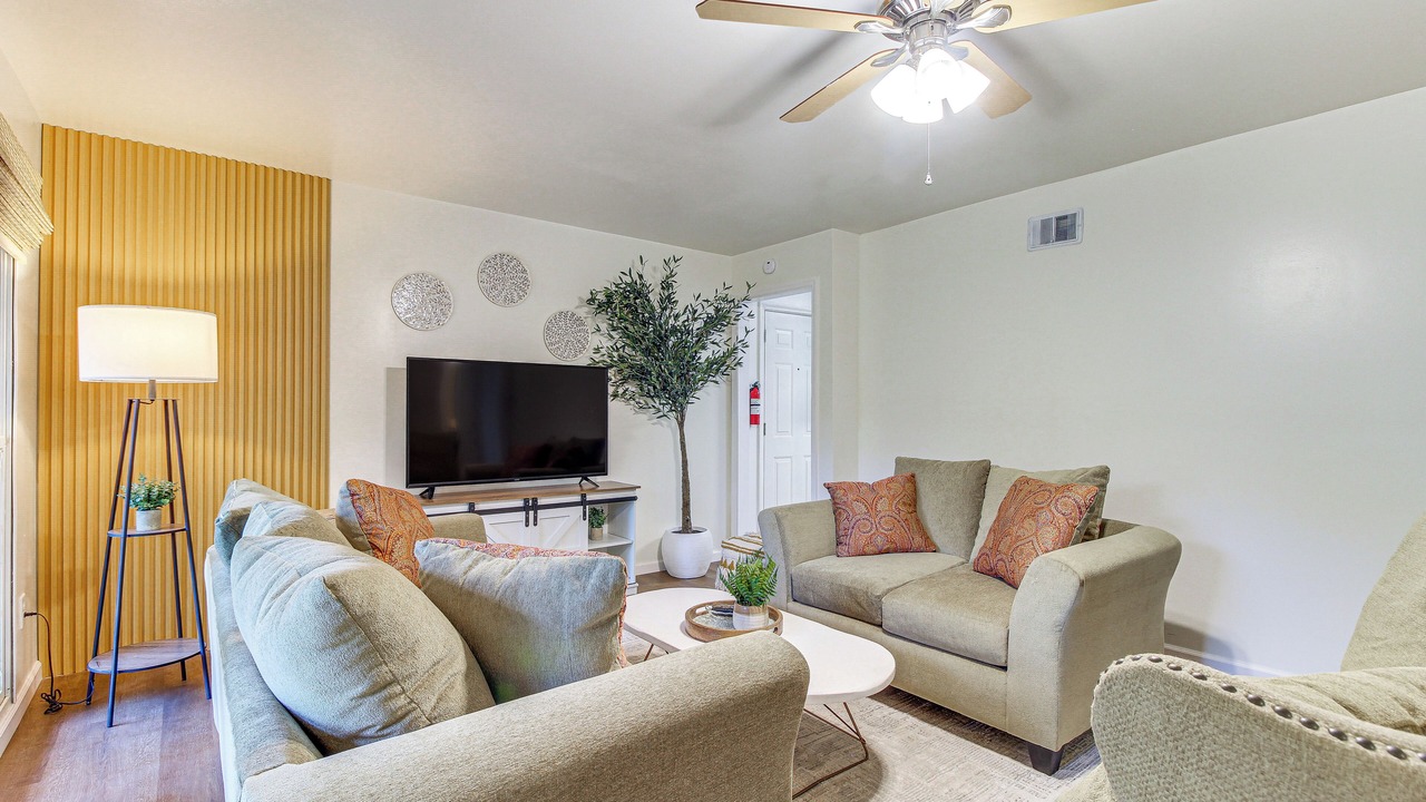 Photo of Bedroom in Garden City