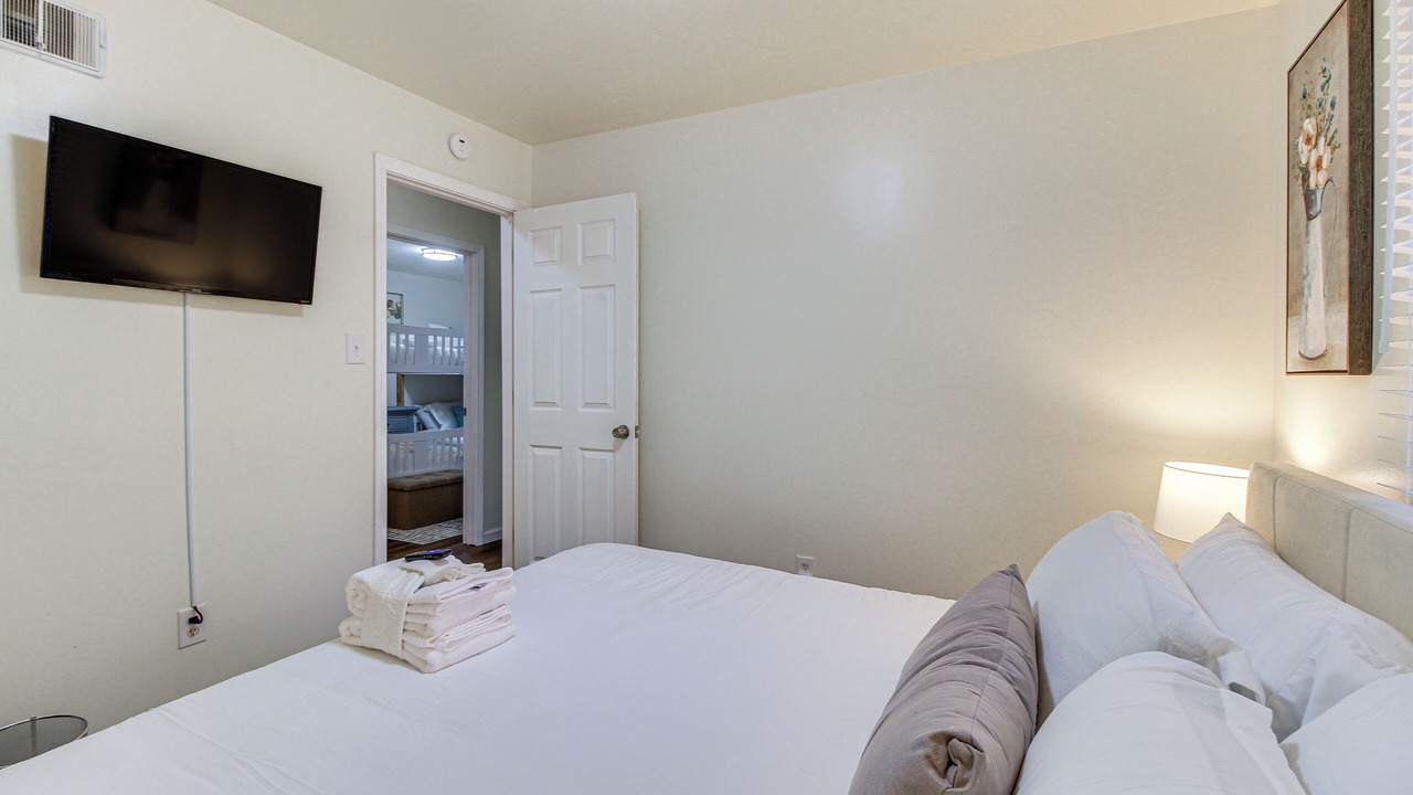 Photo of Bedroom in Garden City