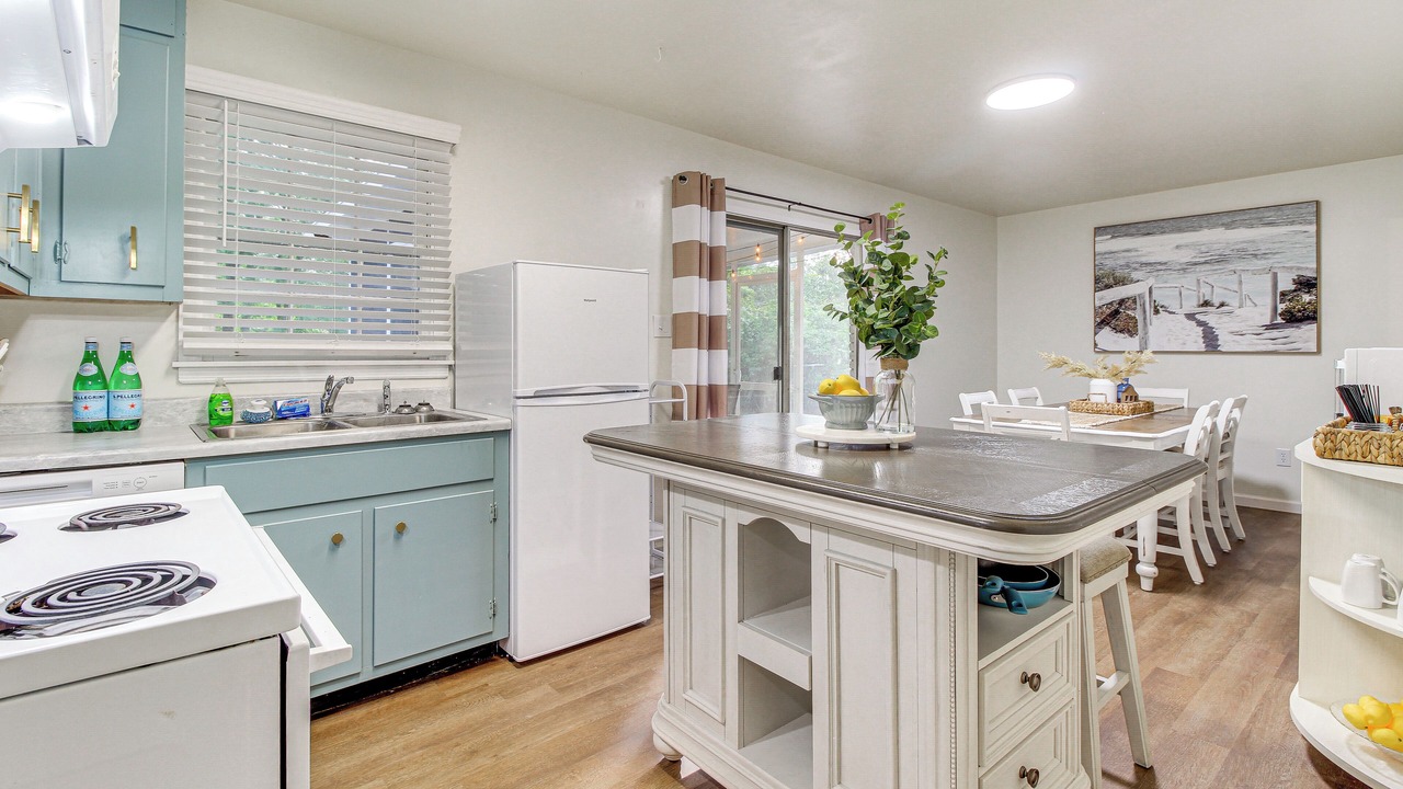 Photo of Kitchen in Garden City