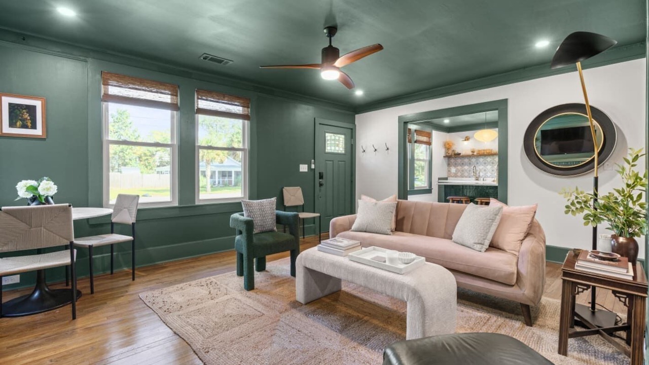 Photo of Livingroom in Pigeon Point