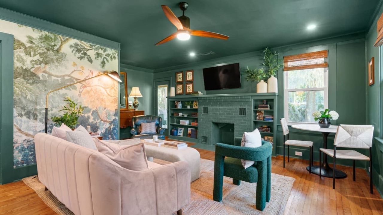 Photo of Livingroom in Pigeon Point