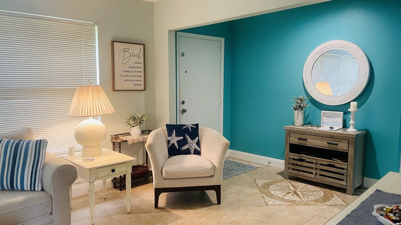 Photo of Livingroom in Port Charlotte