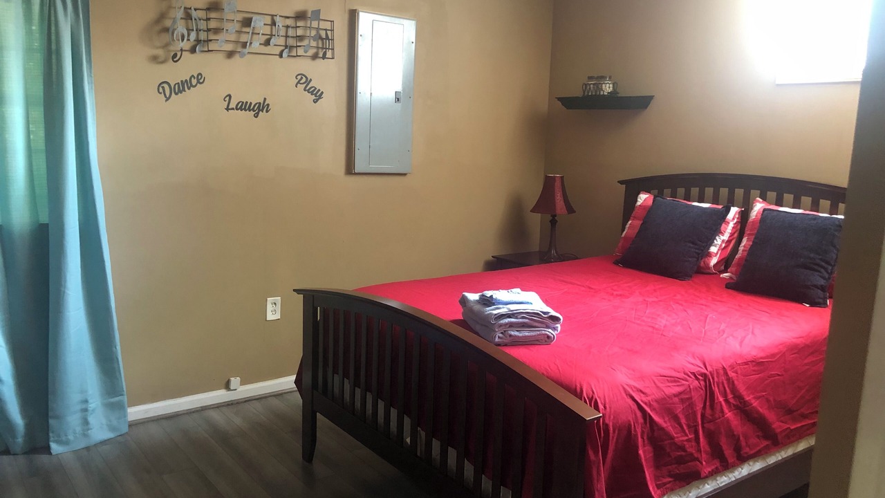 Photo of Bedroom in Braselton