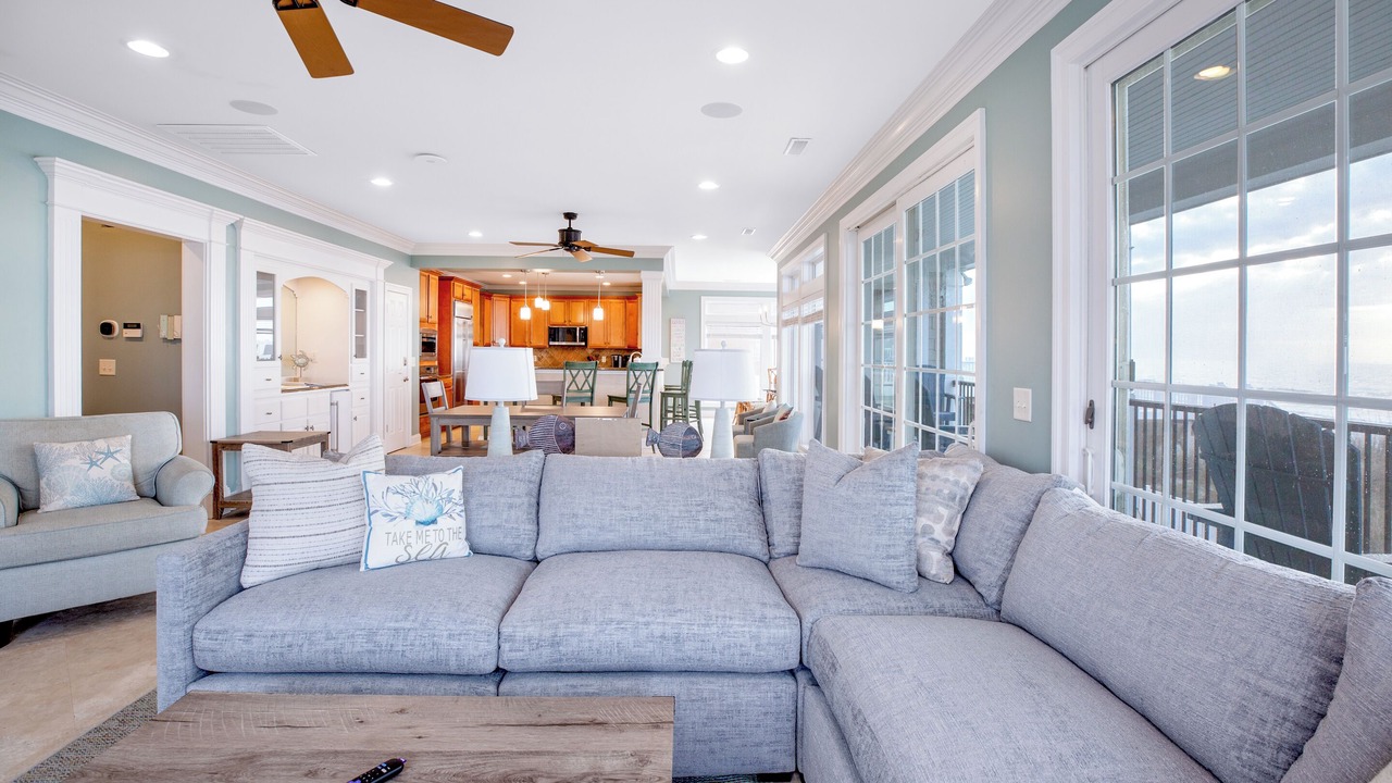 Photo of Livingroom in Long Bay Estates