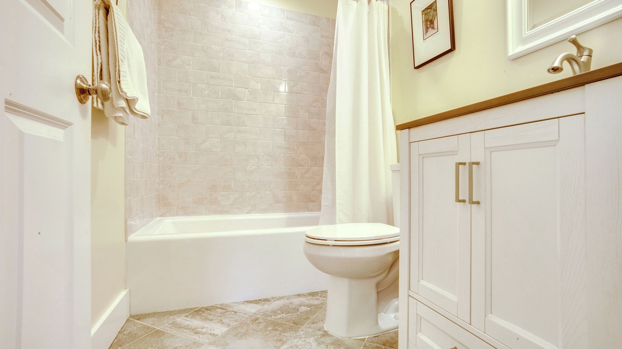 Photo of Bathroom in Historic District