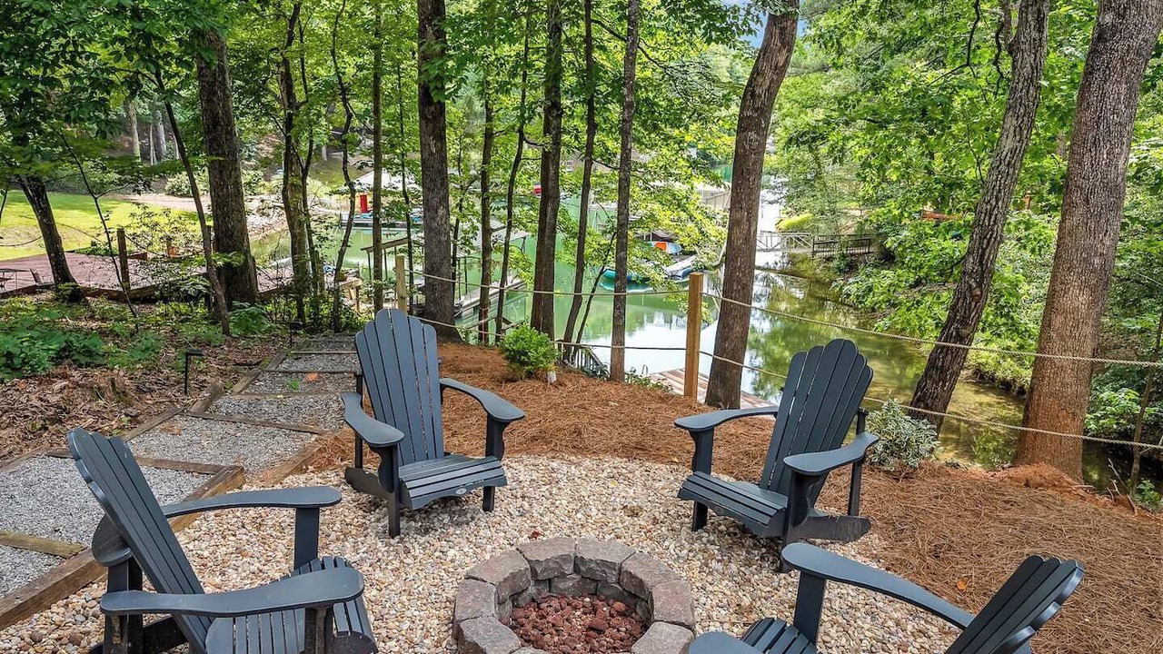Photo of Outdoor in Six Mile