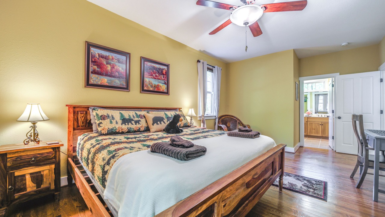 Photo of Bedroom in Bear Lake Reserve