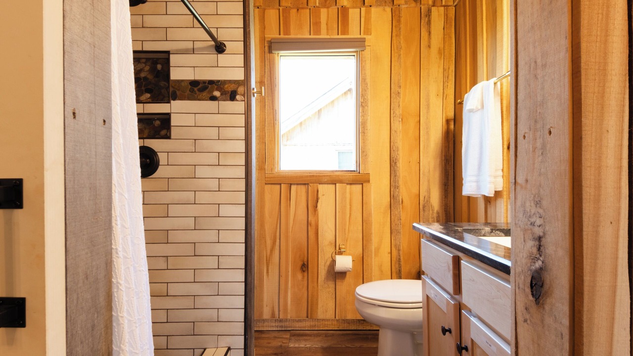 Photo of Bathroom in Smithville