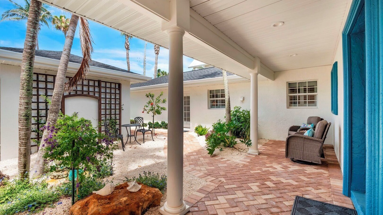 Photo of Patio Balcony in Whitney Beach