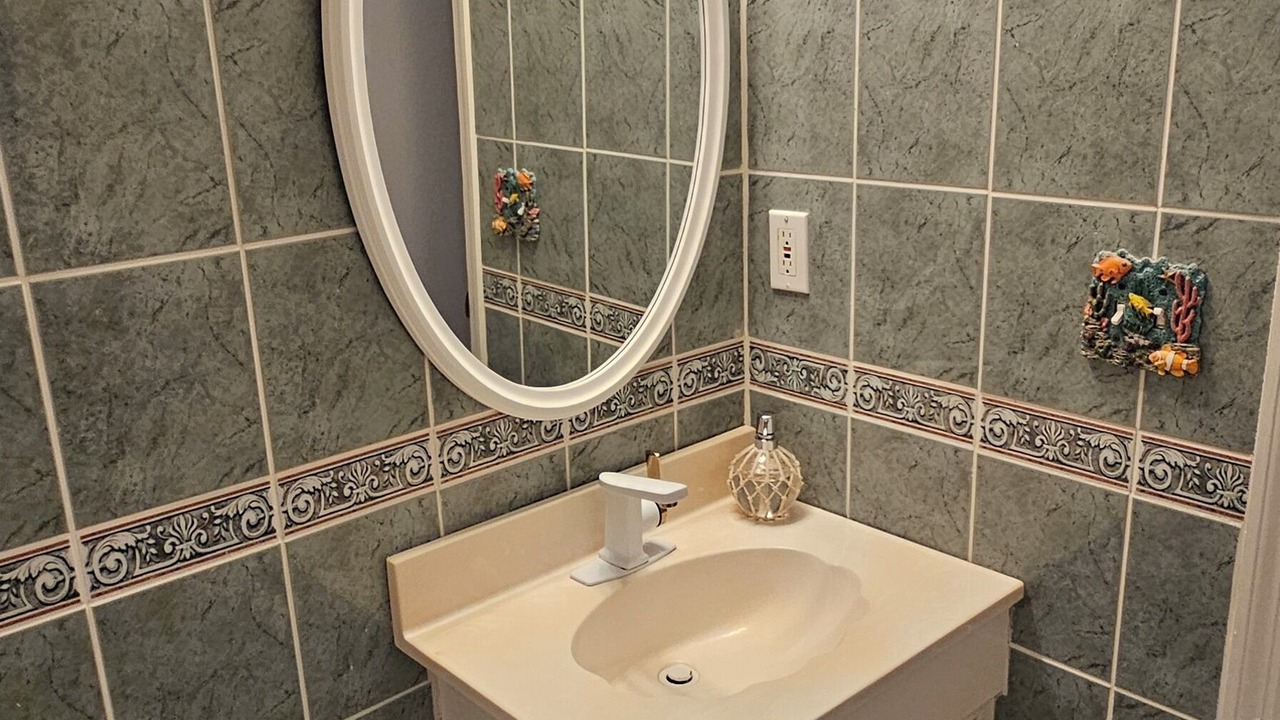 Photo of Bathroom in Edisto Island