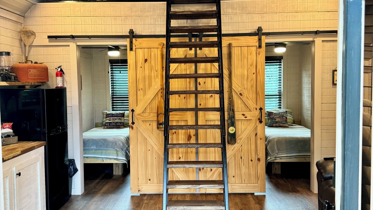 Photo of Bedroom in Townville