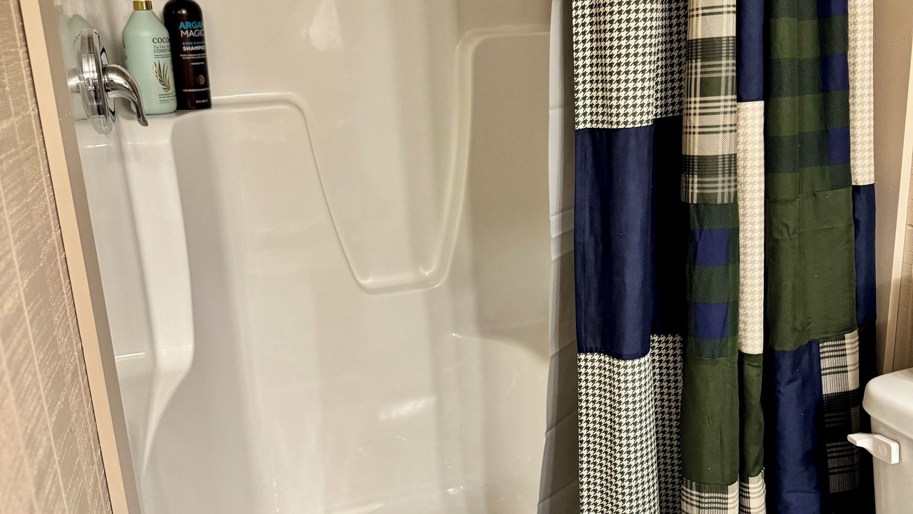 Photo of Bathroom in Townville