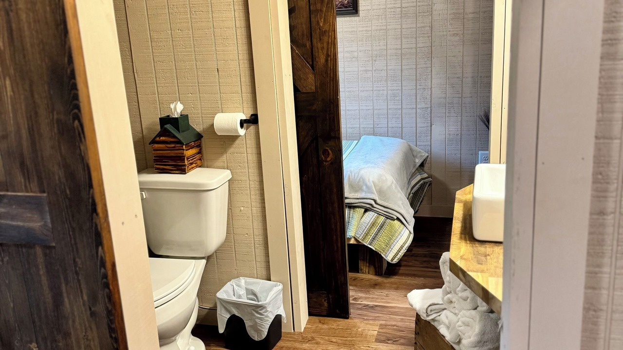 Photo of Bathroom in Townville