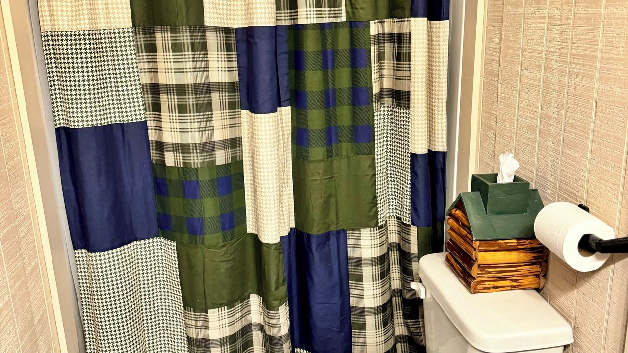 Photo of Bathroom in Townville