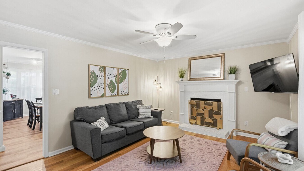 Photo of Livingroom in Raleigh