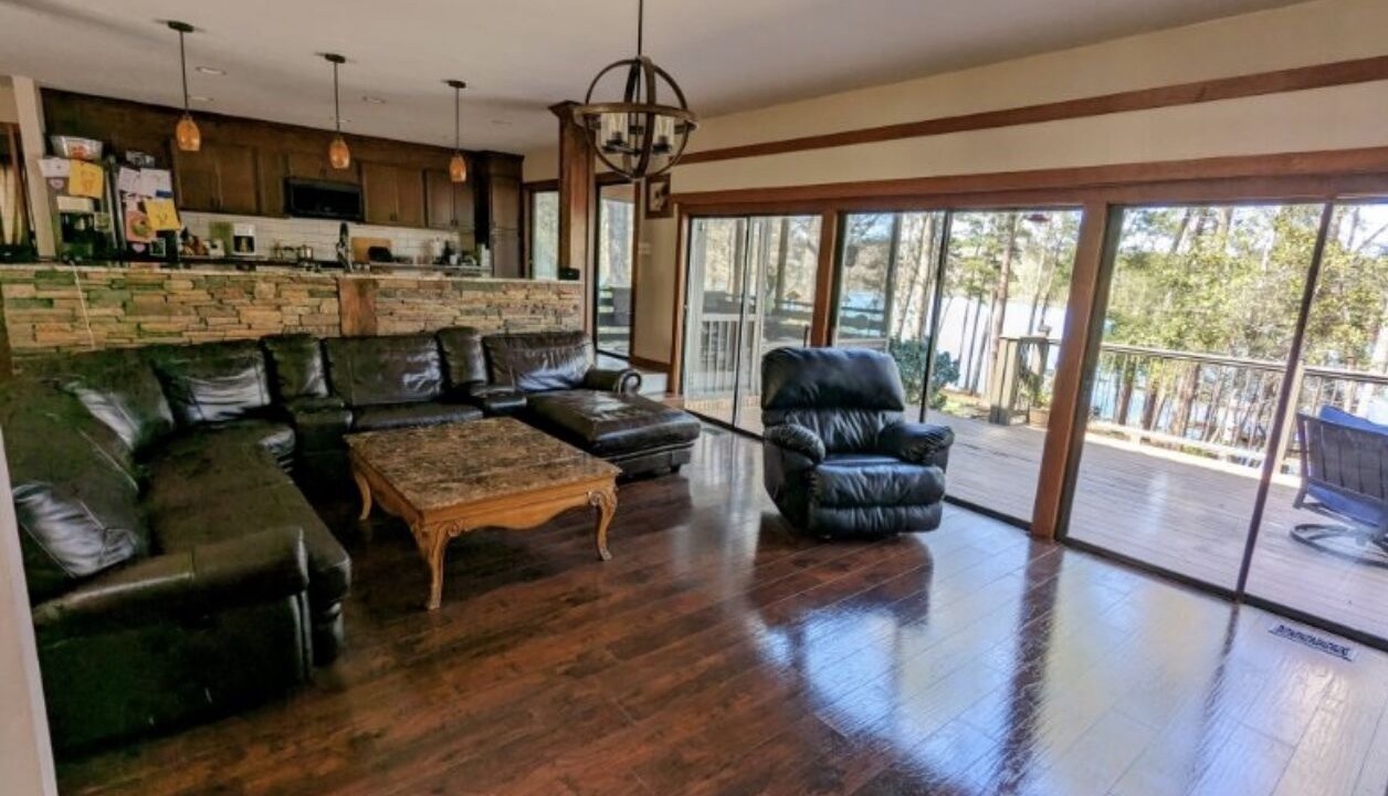 Photo of Livingroom in Clemson