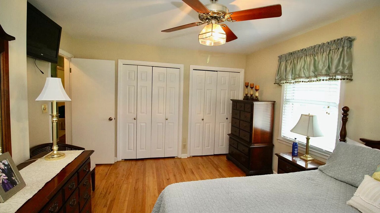 Photo of Bedroom in National Hills