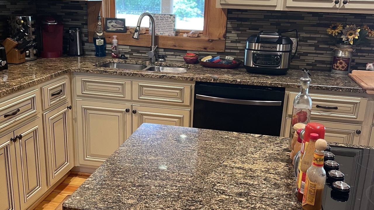 Photo of Kitchen in Townville