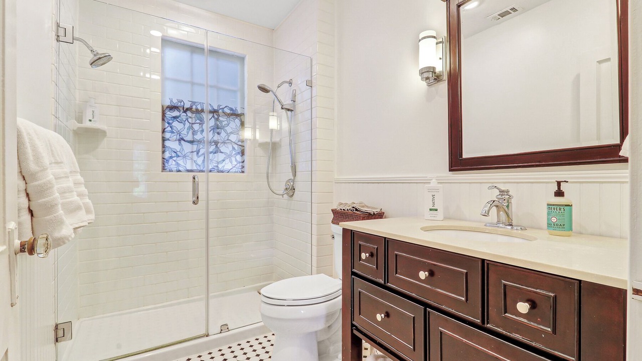 Photo of Bathroom in Historic District