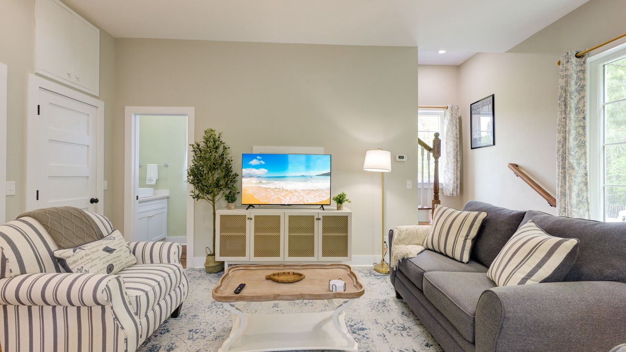 Photo of Livingroom in Rockville