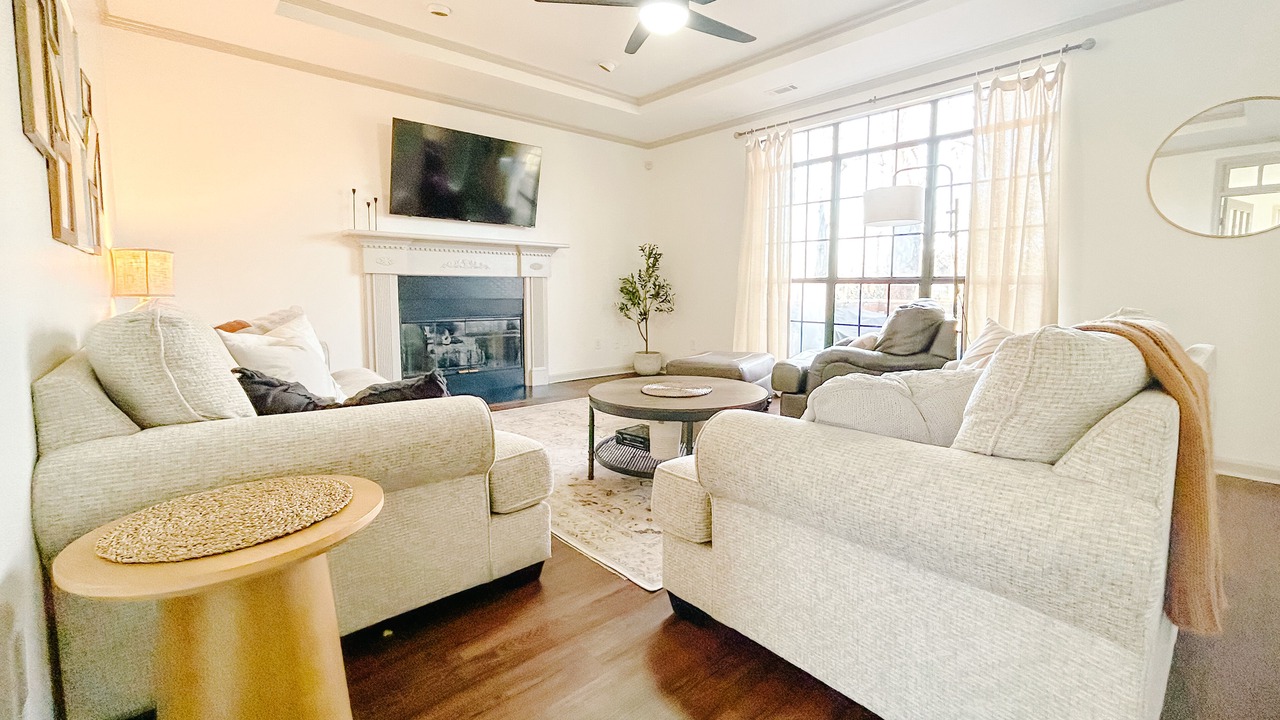 Photo of Livingroom in Evans