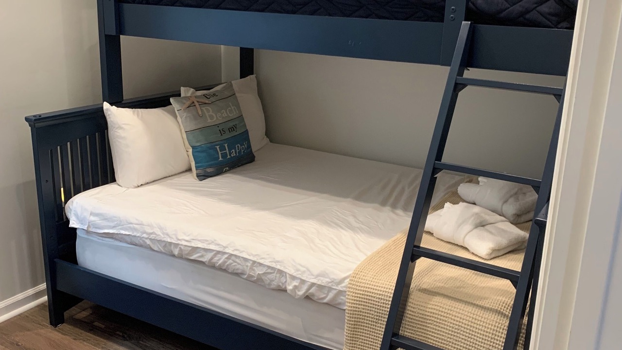 Photo of Bedroom in Ocean Ridge