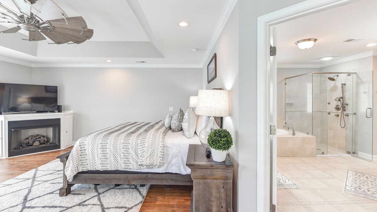 Photo of Bedroom in Lake Murray of Richland