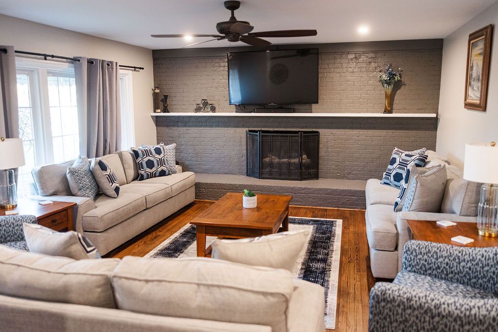 Photo of Livingroom in Taylors