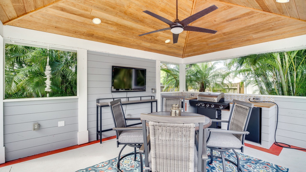 Photo of Outdoor in Sebastian Highlands