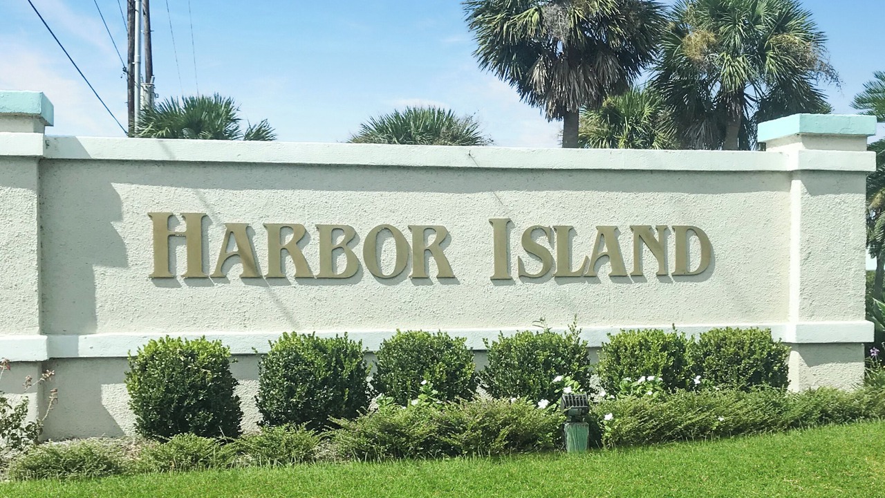 Photo of Outdoor in Oceanmarsh Subdivision