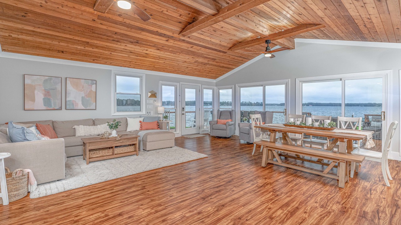 Photo of Livingroom in Chapin