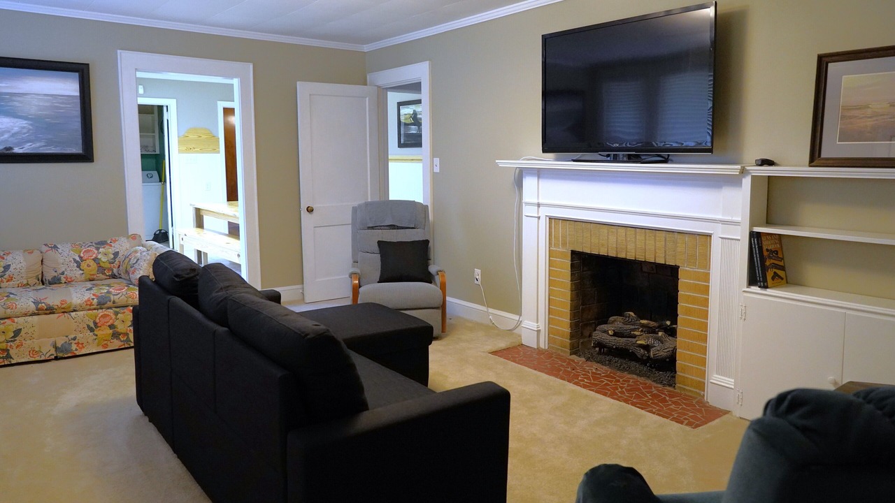 Photo of Livingroom in Clinton
