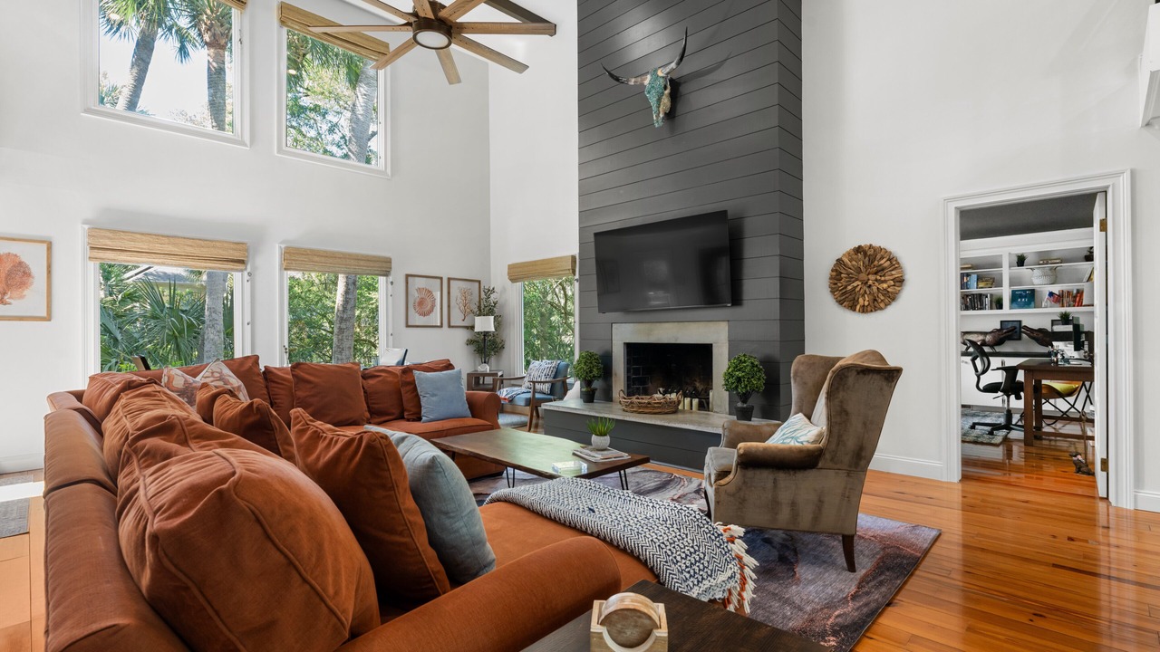 Photo of Livingroom in Seabrook Island