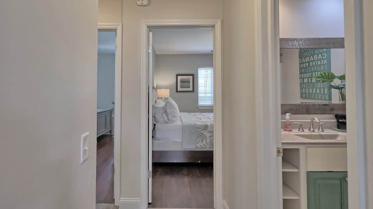 Photo of Bathroom in Lawton Woods
