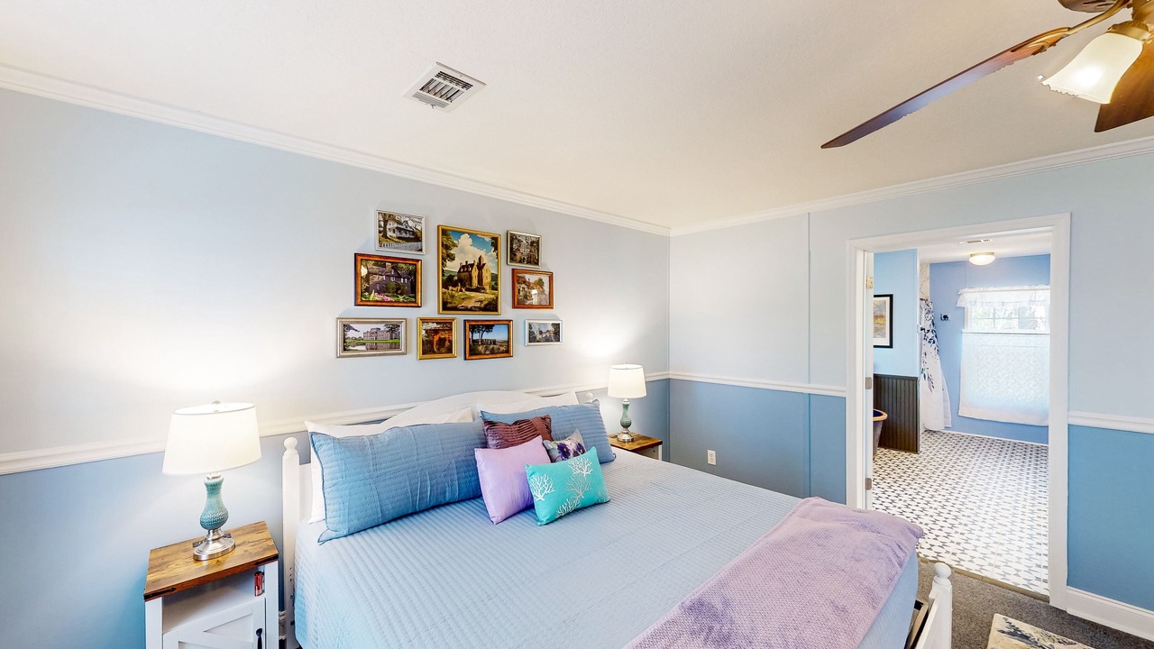 Photo of Bedroom in Saluda
