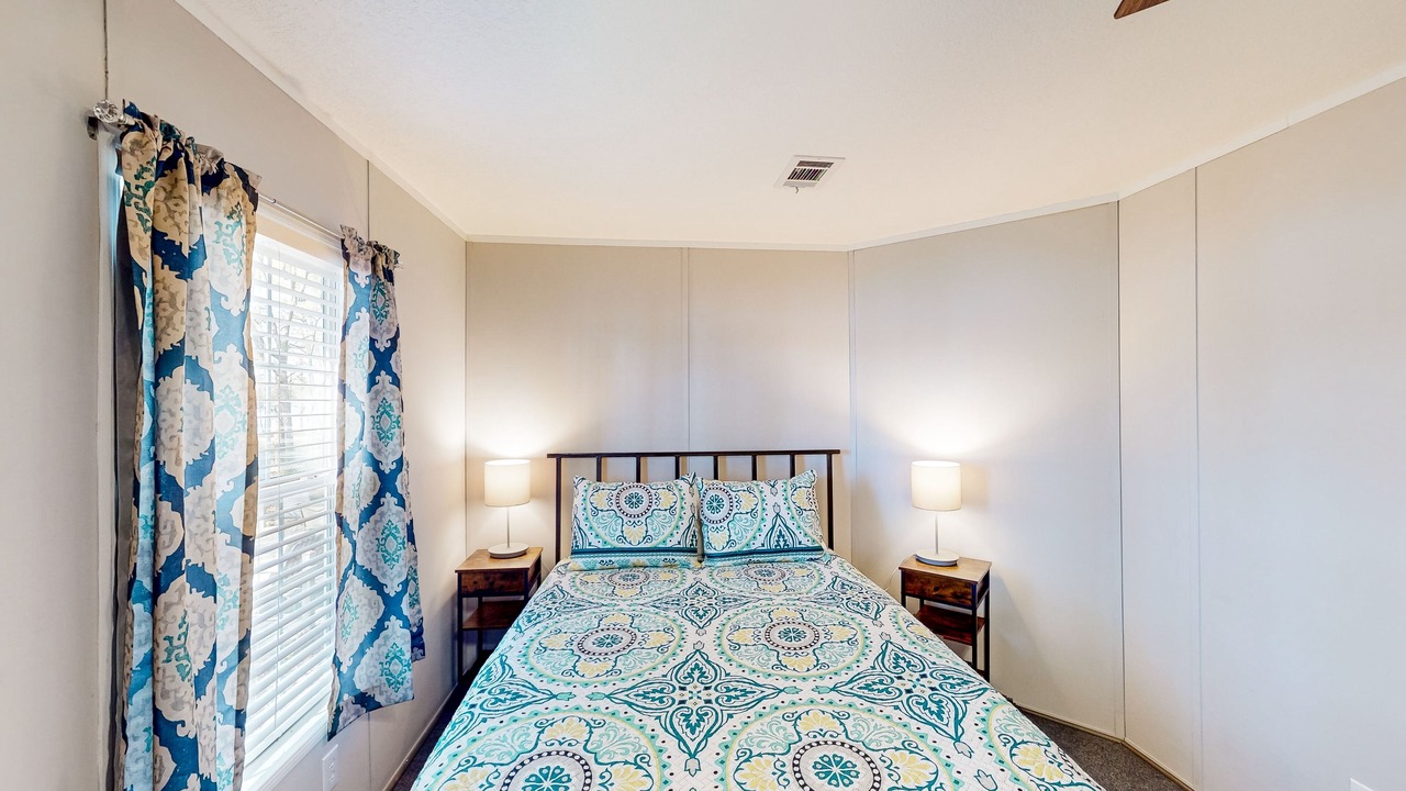 Photo of Bedroom in Saluda