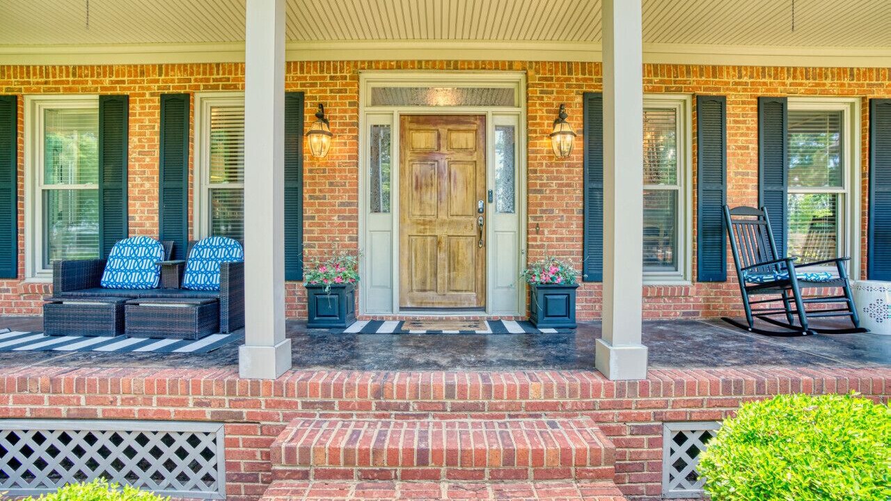 Photo of Outdoor in Chapin
