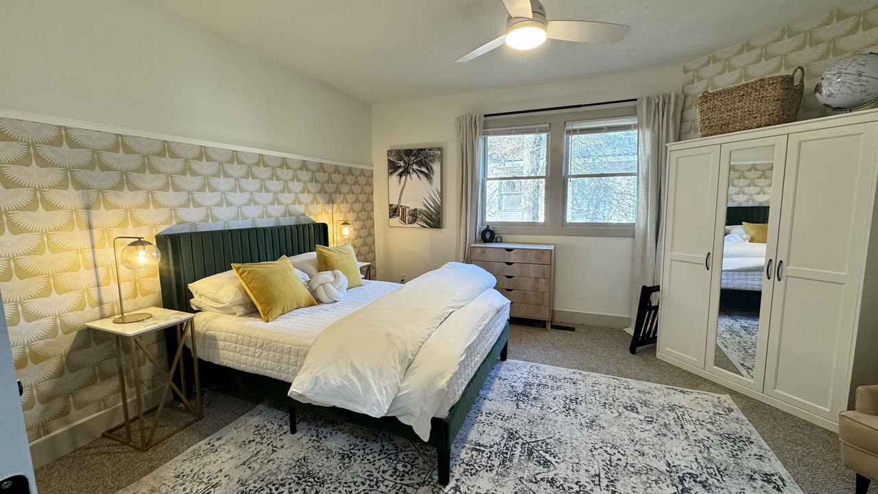 Photo of Bedroom in Summerville