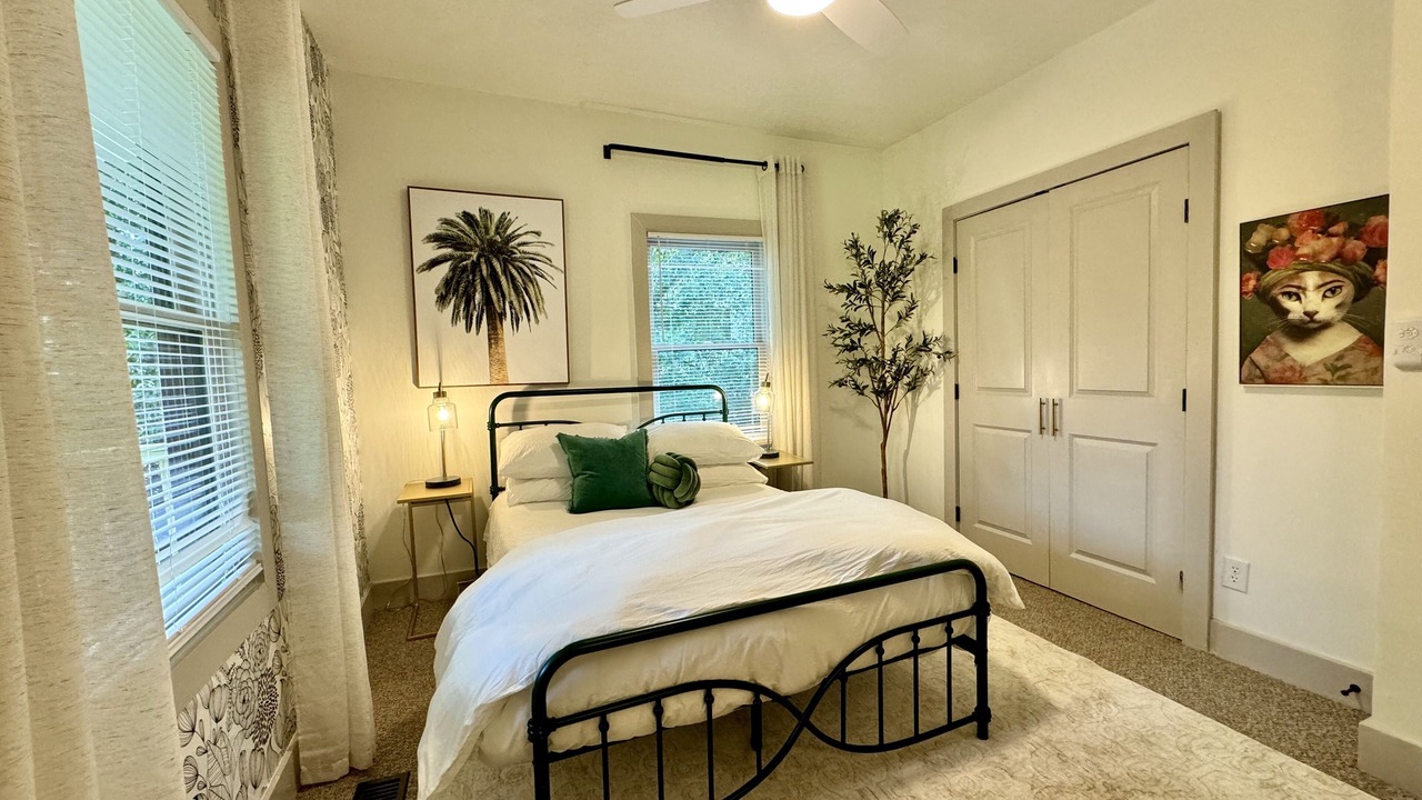 Photo of Bedroom in Summerville