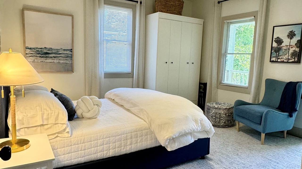 Photo of Bedroom in Summerville