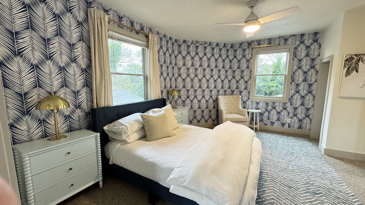 Photo of Bedroom in Midtown