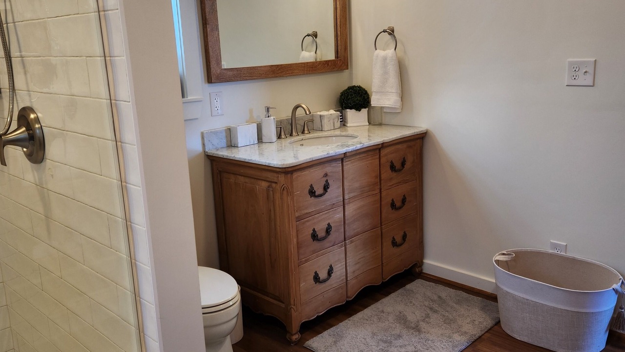 Photo of Bathroom in Ellabell