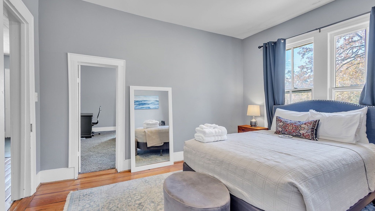 Photo of Bedroom in Simpsonville