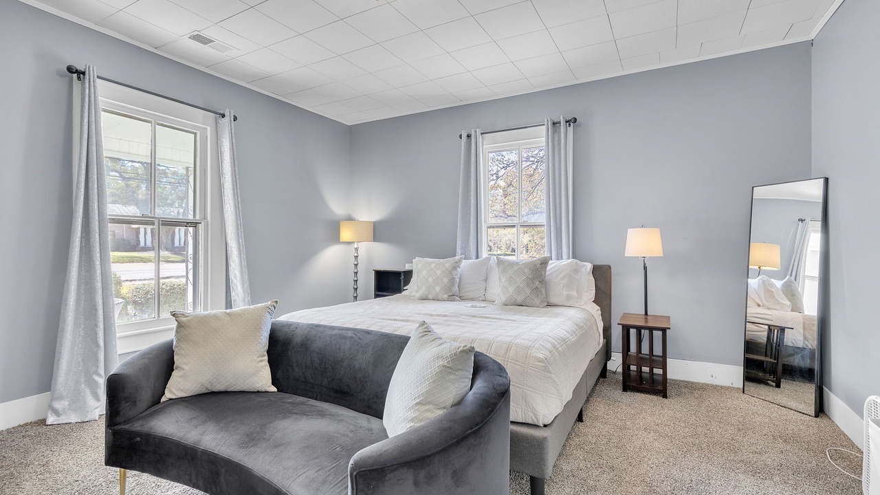 Photo of Bedroom in Simpsonville