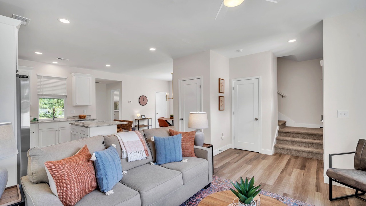 Photo of Livingroom in Taylors